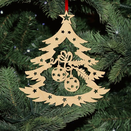 Fa karácsonyfadísz – Fenyőfa díszekkel