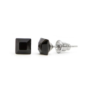 Swanis négyzet bedugós fülbevaló - 6 mm - Fekete