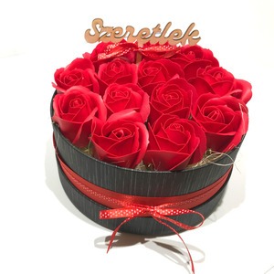 Szappanrózsa box, fekete rózsadoboz - piros - S