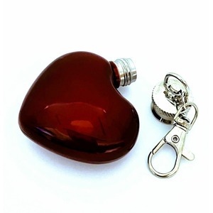 Szív alakú flaska kulcstartó